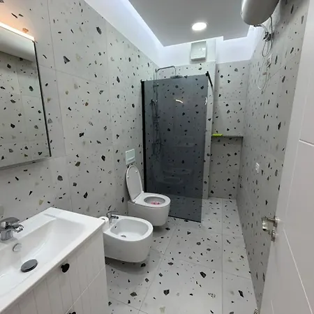 Alesi * Tirana