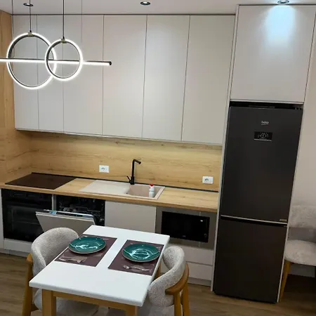 Alesi Apartman *